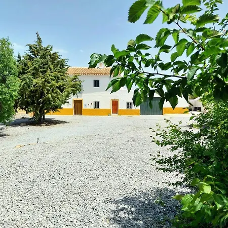 Casa De Lucas Apartmán Caniles